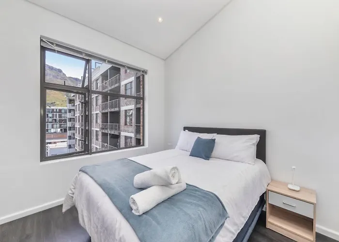 Mountain View Apartment At Woodstock Quarter